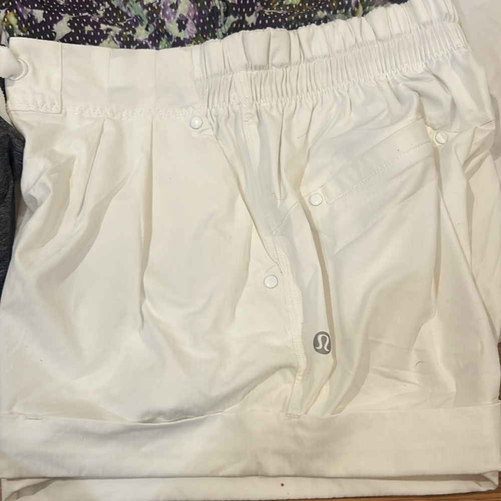 Lululemon 3 solid colors - Picture 3 of 7